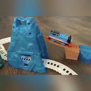 Thomas and Friends Trackmaster Snowy Mountain Rescue Set